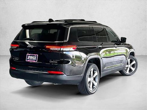 Used 2021 Jeep Grand Cherokee L Limited AWD/4WD image 2