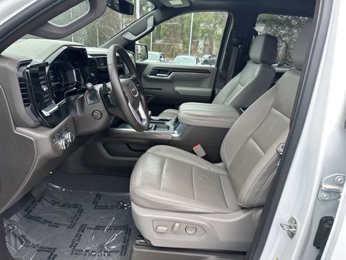 Used 2024 GMC Sierra 1500 SLT w/ SLT Premium Package image 16