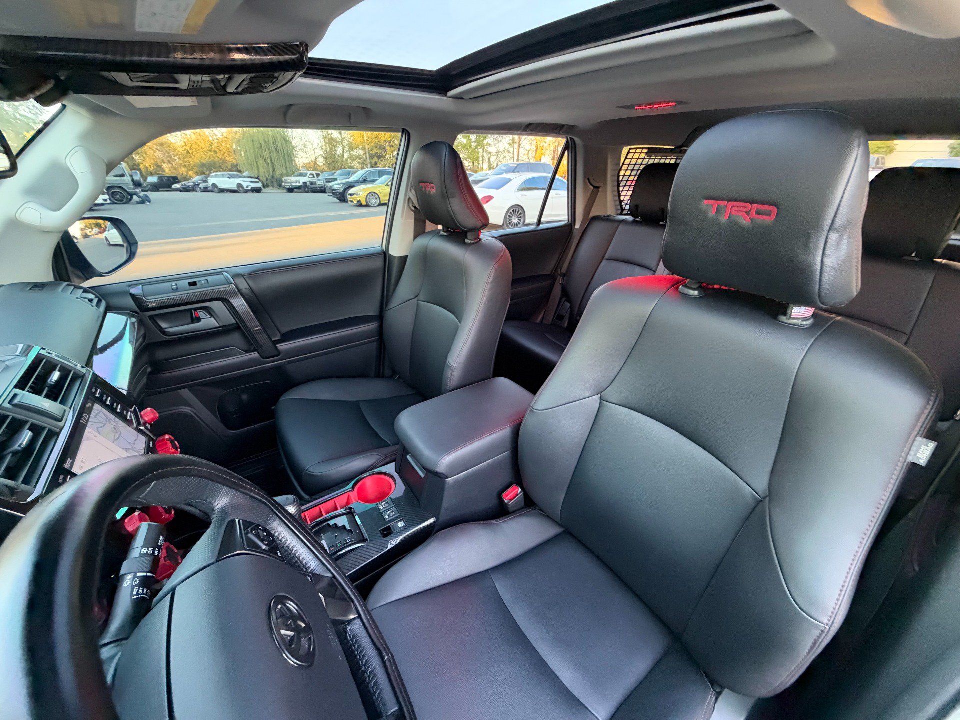 Used 2024 Toyota 4Runner TRD Off-Road Premium w/ Moonroof Package AWD/4WD image 9