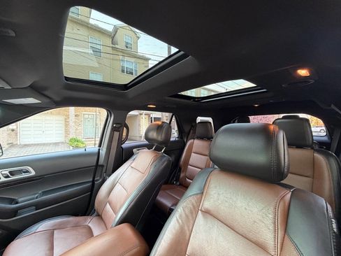 Used 2015 Ford Explorer Limited w/ Equipment Group 302A image 11