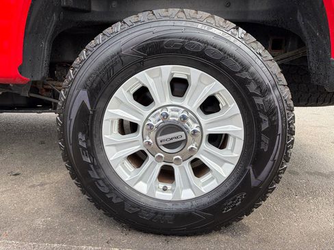Used 2021 Ford F250 XL w/ STX Appearance Package AWD/4WD image 18