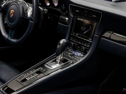 Used 2015 Porsche 911 Turbo S image 55