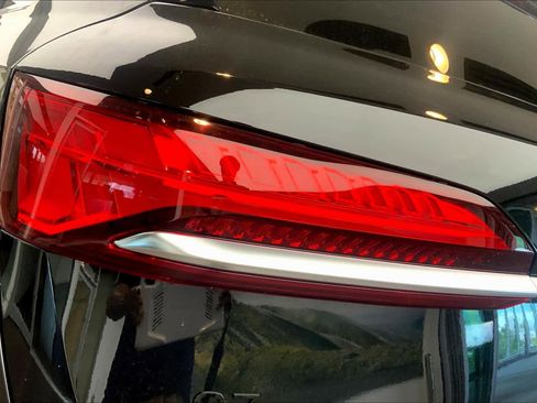 Used 2025 Audi Q7 3.0T Premium Plus image 14