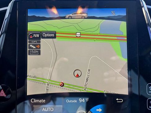 Used 2017 Toyota Prius Prime Advanced FWD image 11