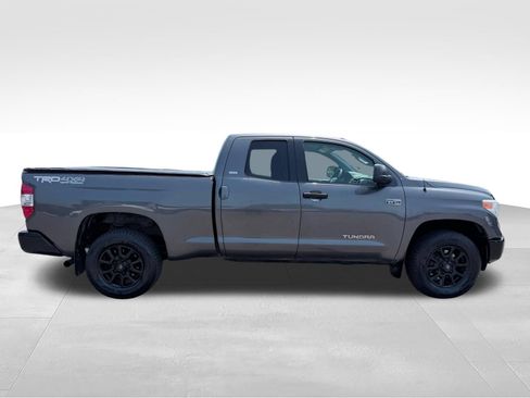 Used 2015 Toyota Tundra SR5 w/ TRD Off Road Package AWD/4WD image 4