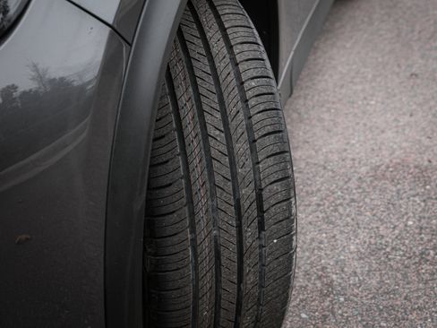 Used 2024 MAZDA CX-90 Plug-In Hybrid w/ Preferred image 12