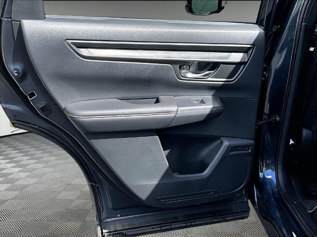 Used 2026 Honda CR-V Sport image 22