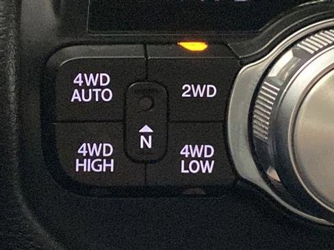 Used 2021 RAM 1500 Laramie AWD/4WD image 34