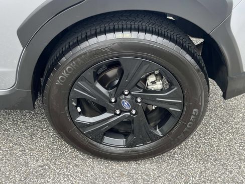 Certified 2024 Subaru Crosstrek 2.0i image 19