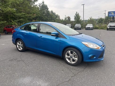 Used 2014 Ford Focus SE FWD image 10