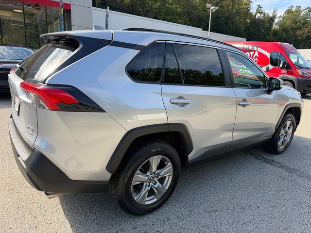 Certified 2025 Toyota RAV4 XLE AWD/4WD image 4