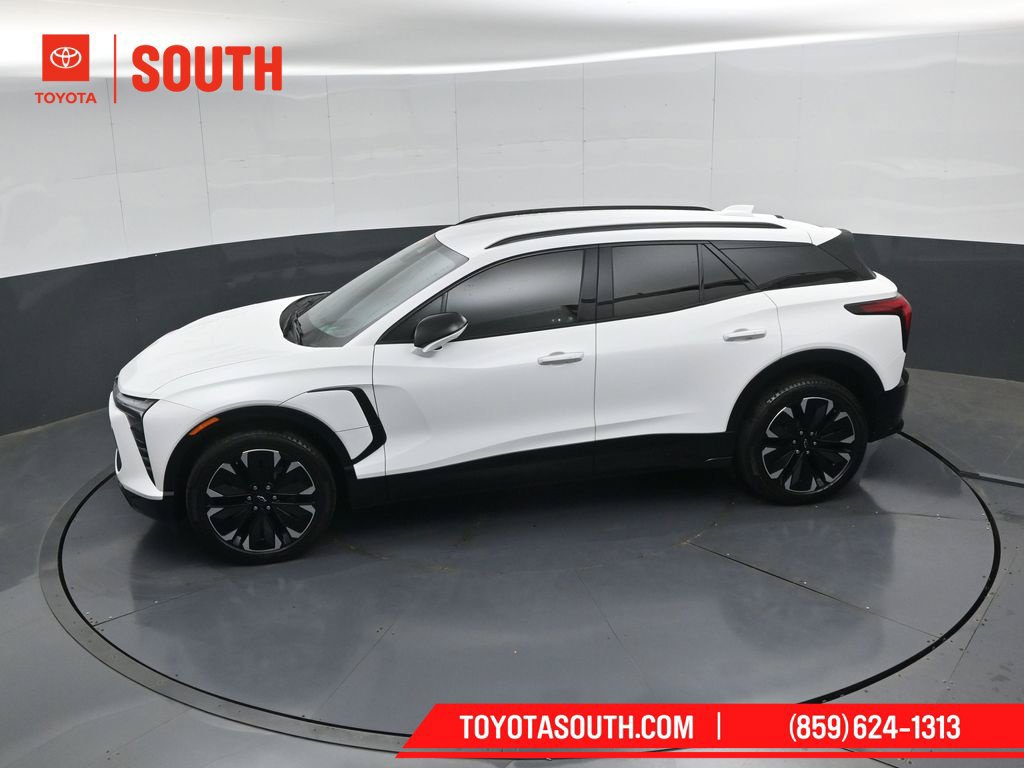 Used 2024 Chevrolet Blazer EV RS AWD/4WD image 59