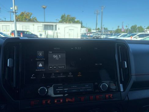 Used 2026 Nissan Frontier PRO-4X AWD/4WD image 16