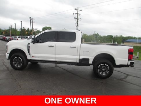 Used 2024 Ford F350 Platinum w/ Tremor Off-Road Package AWD/4WD image 10