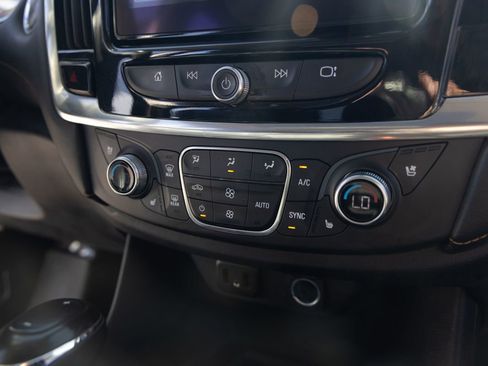 Used 2019 Chevrolet Traverse Premier w/ Redline Edition FWD image 23