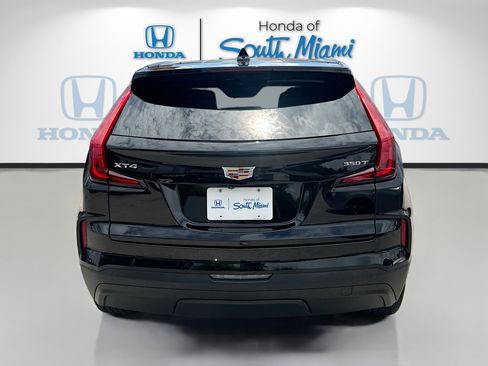 Used 2024 Cadillac XT4 Luxury FWD image 6