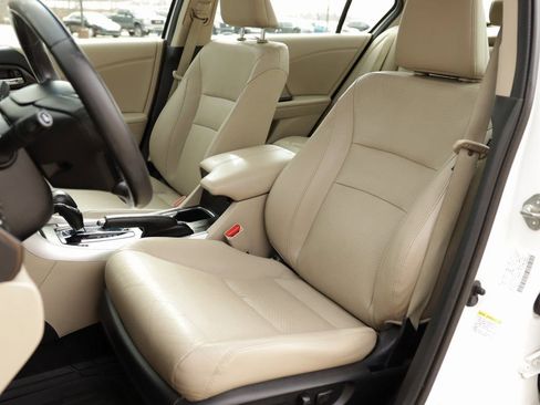 Used 2014 Honda Accord EX-L image 22