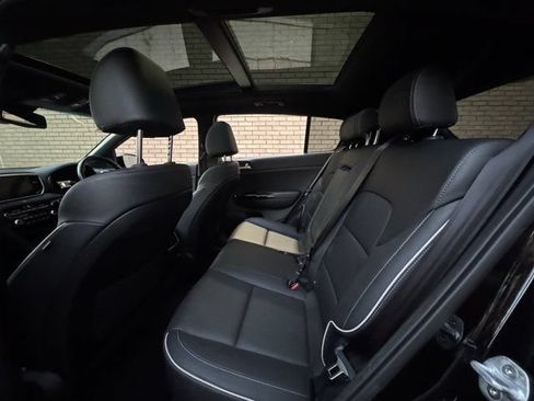 Used 2021 Kia Sportage SX AWD/4WD image 7