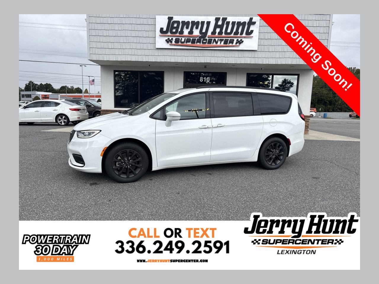 Used 2021 Chrysler Pacifica Touring w/ S Appearance Package FWD image 1