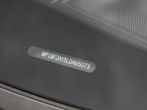Used 2020 Porsche Cayenne Turbo AWD/4WD image 70