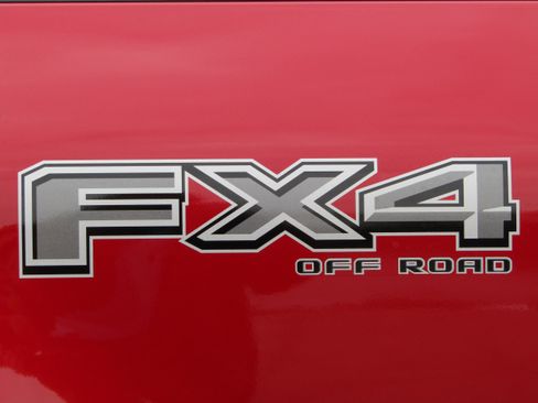 New 2025 Ford F150 Lariat w/ Equipment Group 502A High image 11