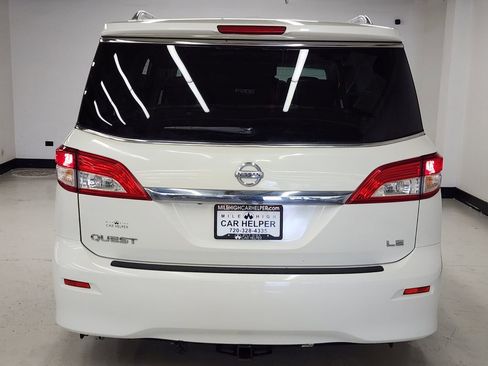 Used 2013 Nissan Quest LE w/ Protection Pkg image 11