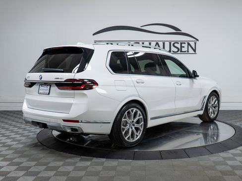 New 2026 BMW X7 xDrive40i image 5