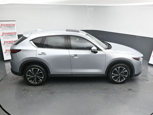 Used 2023 MAZDA CX-5 AWD 2.5 S w/ Premium Package image 31