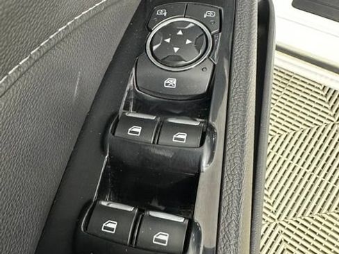 Used 2016 Ford Fusion Titanium FWD image 26
