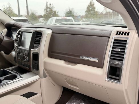 Used 2015 RAM 1500 Laramie w/ Convenience Group image 24