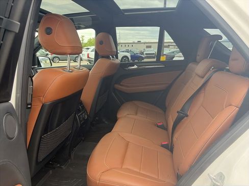 Used 2017 Mercedes-Benz GLE 43 AMG 4MATIC image 31