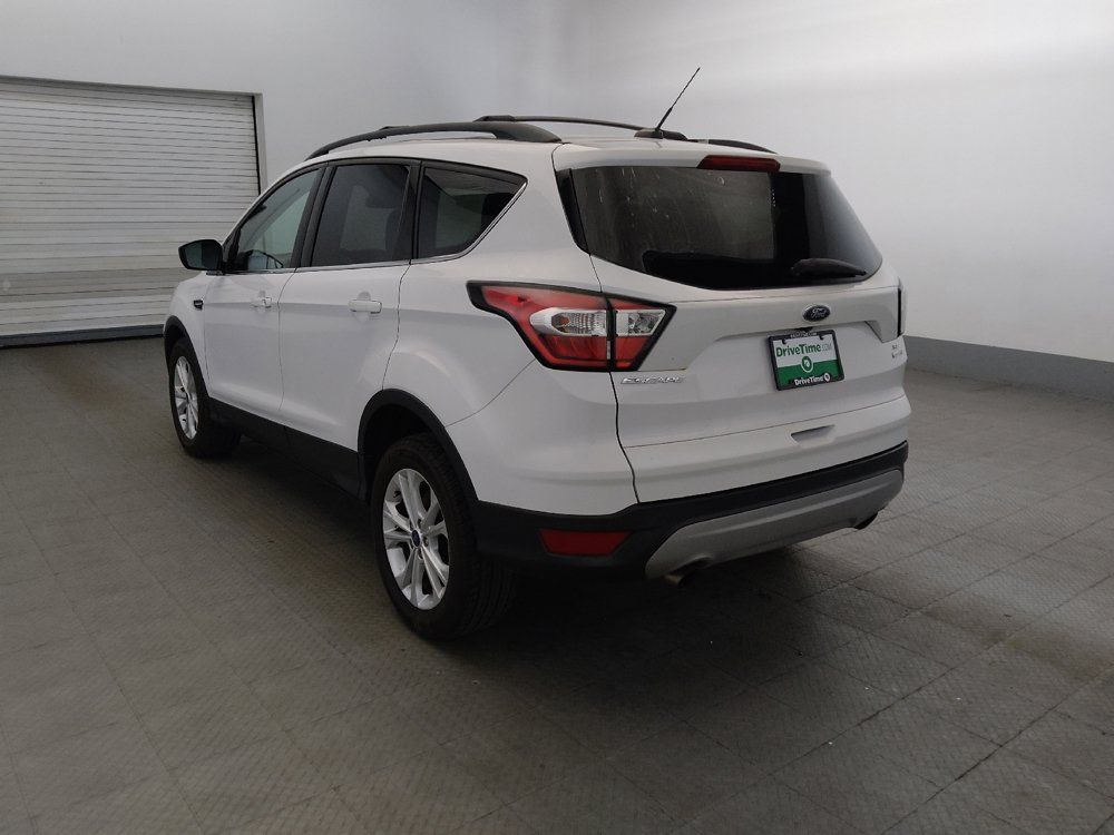 Used 2018 Ford Escape SE w/ Ford Safe & Smart Package AWD/4WD image 5