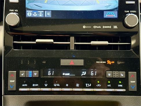 Certified 2022 Toyota Avalon Limited w/ Advanced Safety Package image 15