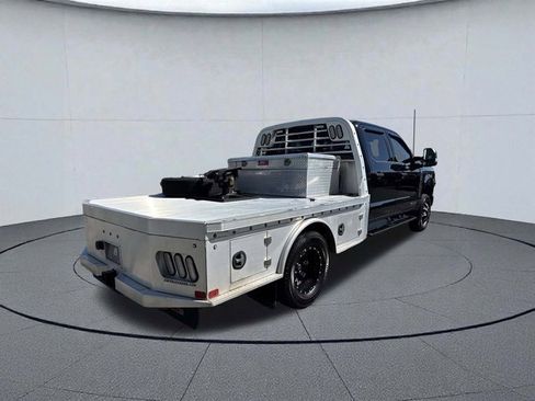 Used 2024 Ford F350 XLT w/ XLT Value Package image 2