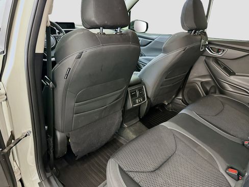 Used 2019 Subaru Forester Premium image 28