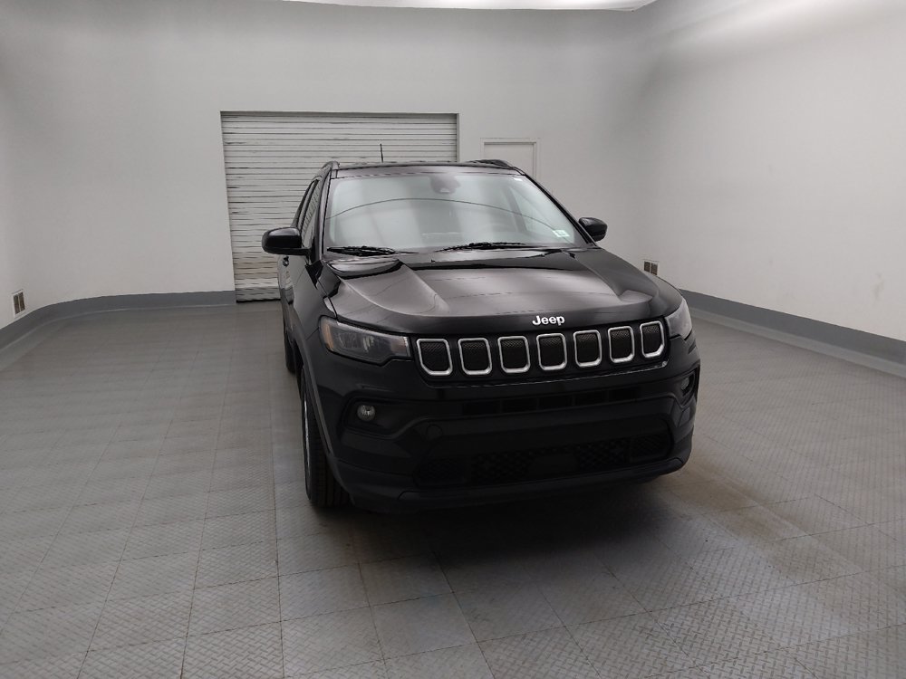 Used 2022 Jeep Compass Latitude FWD image 14