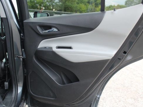Used 2018 Chevrolet Equinox Premier image 15