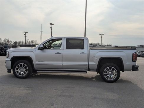 Used 2018 GMC Sierra 1500 Denali image 6