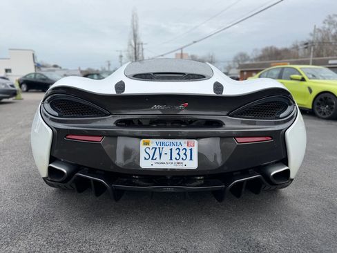 Used 2017 McLaren 570S image 4
