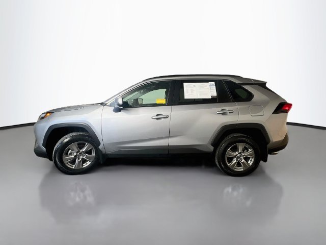 Used 2025 Toyota RAV4 XLE w/ Convenience Package FWD image 5