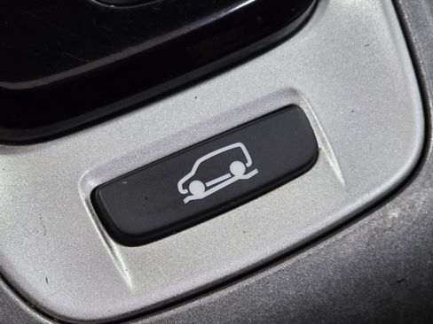 Used 2018 Honda Pilot EX-L image 7