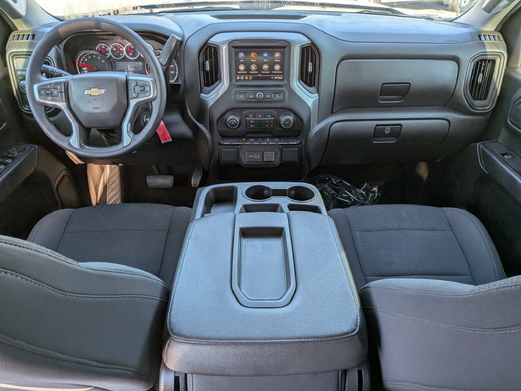 Used 2022 Chevrolet Silverado 1500 Custom w/ Safety Confidence Package RWD image 14