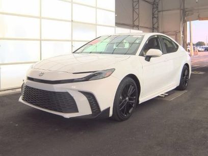 Used 2025 Toyota Camry SE