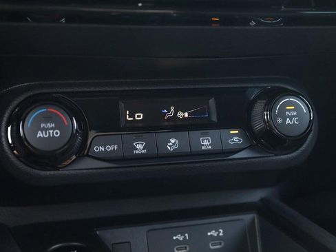 New 2026 Nissan Kicks SV image 14