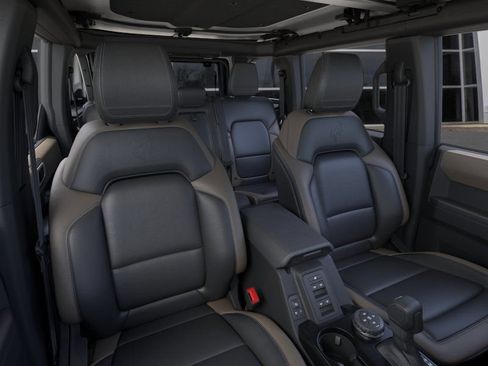 New 2026 Ford Bronco Big Bend w/ Black Diamond Package AWD/4WD image 10