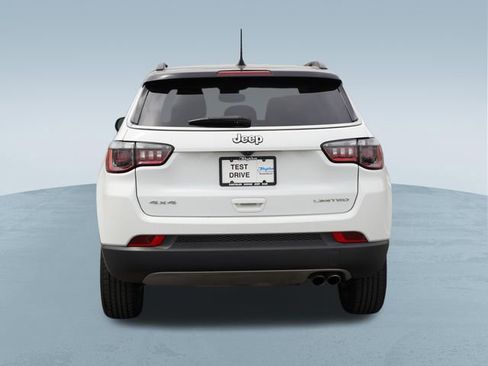 Used 2022 Jeep Compass Limited AWD/4WD image 8