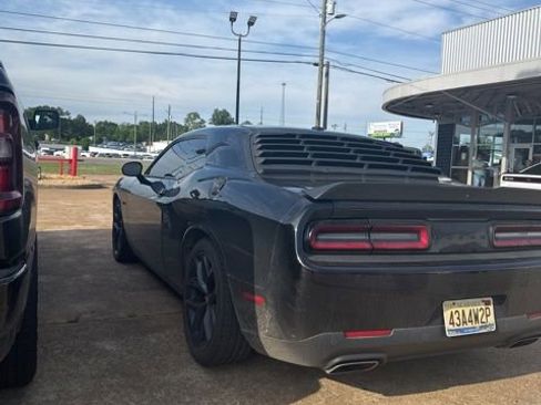 Used 2023 Dodge Challenger R/T w/ Blacktop Package RWD image 6