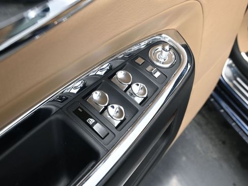 Used 2013 Rolls-Royce Ghost image 9