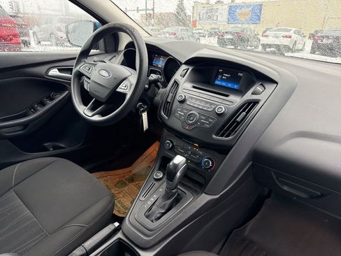 Used 2015 Ford Focus SE image 31