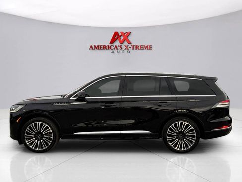 Used 2025 Lincoln Aviator Black Label AWD/4WD image 2